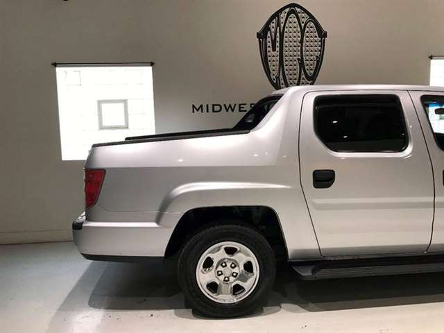 2010 Honda Ridgeline 4x4 RT 4dr Crew Cab